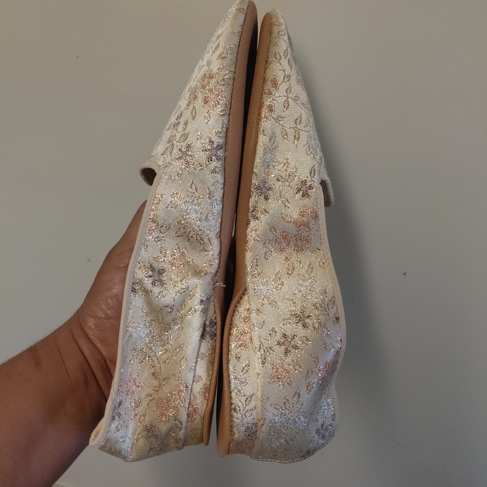 Daniel Green VTG Women's Brocade Floral Flats Slippers Size 7.5 - Picture 5 of 10